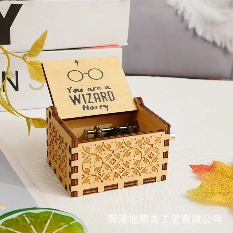 アニメテーマの手回しオルゴール木製アンティーク彫刻手回しオル - Wood Chisel Set のレビューと価格